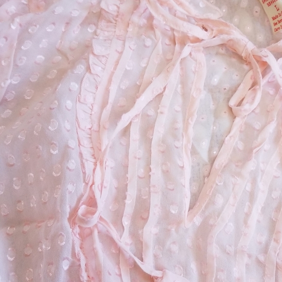 Forever21 Polka dot Baby Pink Silk Top - Picture 2 of 5